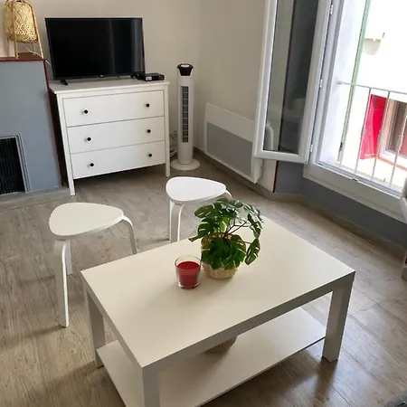 Location De La Carraire Casa vacanze *